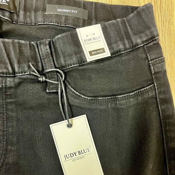 Judy Blue NWT Black Jean Denim Jeggings Skinny Fit Size 11 (30) - Picture 4 of 10